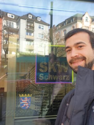 Janik Prottung in front of SKW Schwarz lawyers to found the Not Today gUG